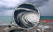 un ciclone che si abbatte sulla spiaggia