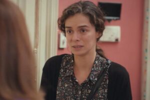 una scena de la forza di una donna