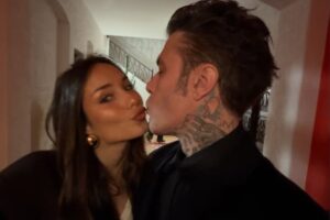 Fedez con la compagna